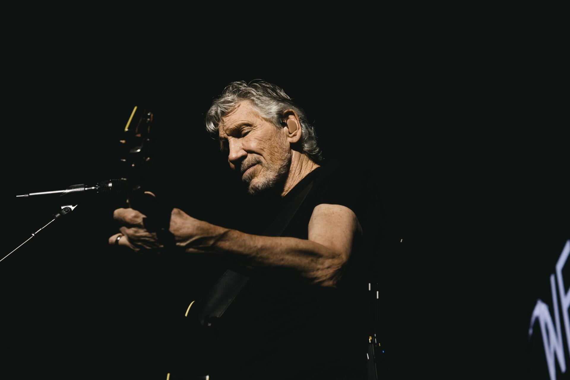 roger waters