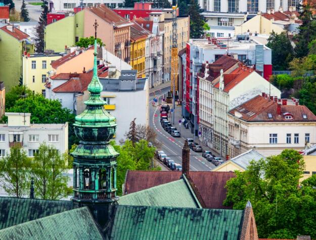 city culture (stock photo via Pexels)